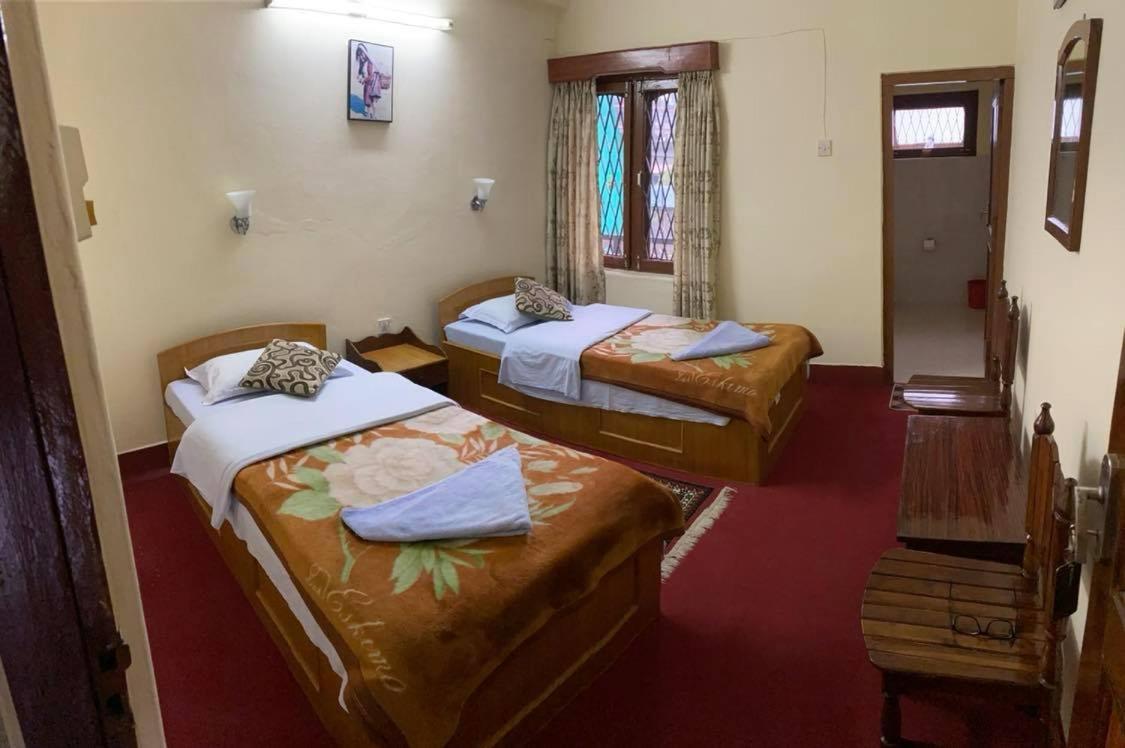 Hotel Blue Magnet Pokhara Ngoại thất bức ảnh