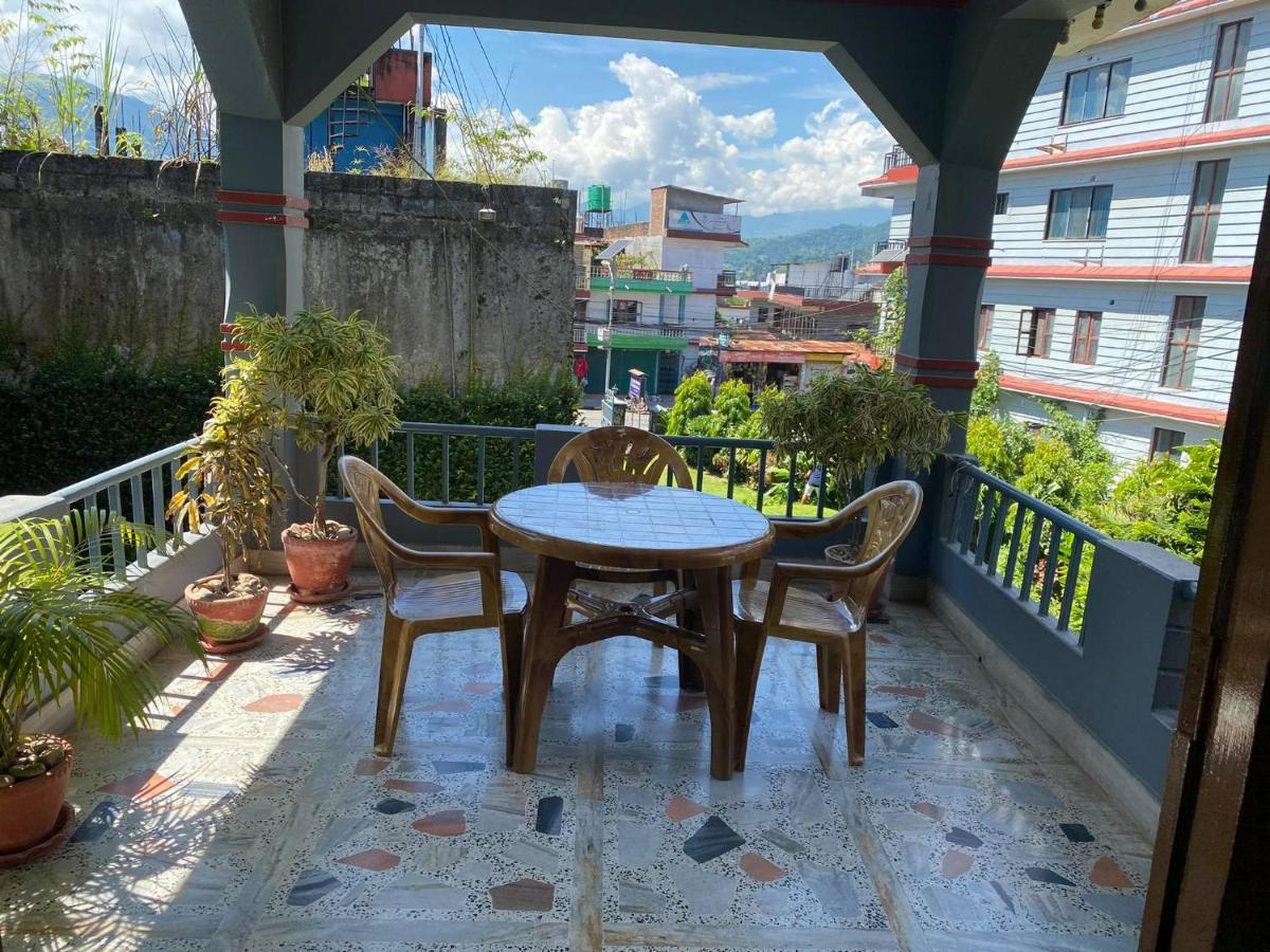Hotel Blue Magnet Pokhara Ngoại thất bức ảnh
