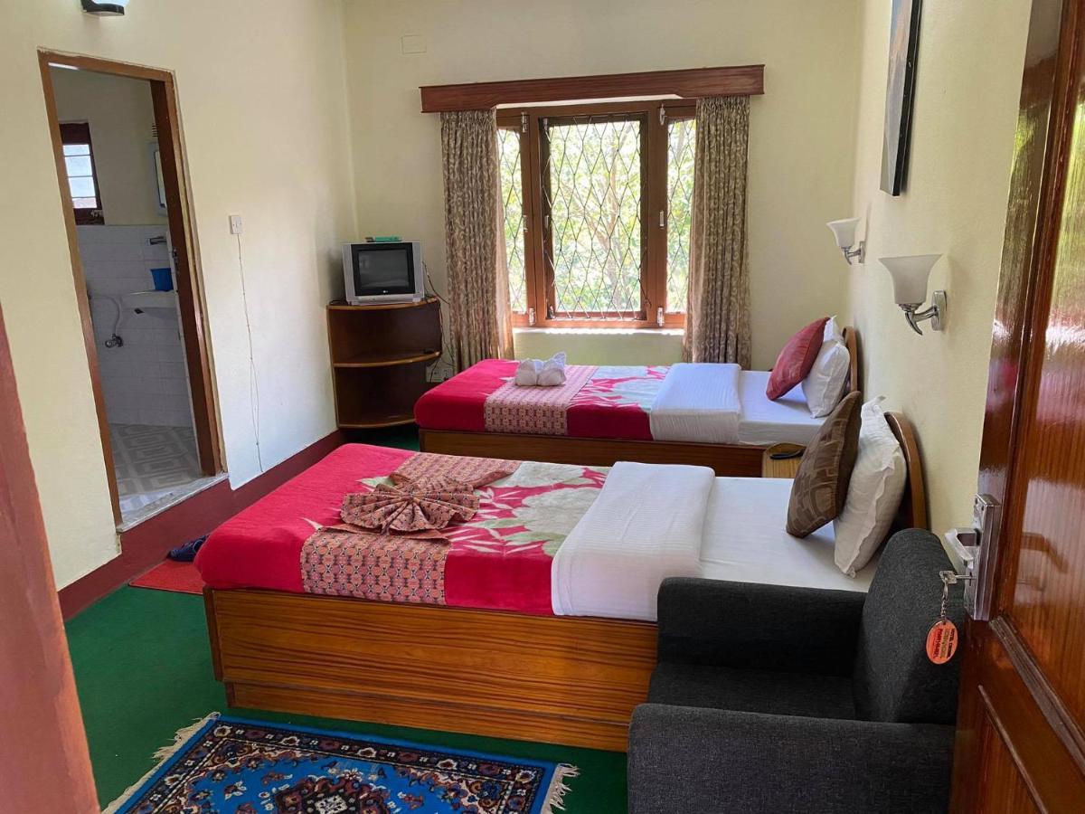 Hotel Blue Magnet Pokhara Ngoại thất bức ảnh