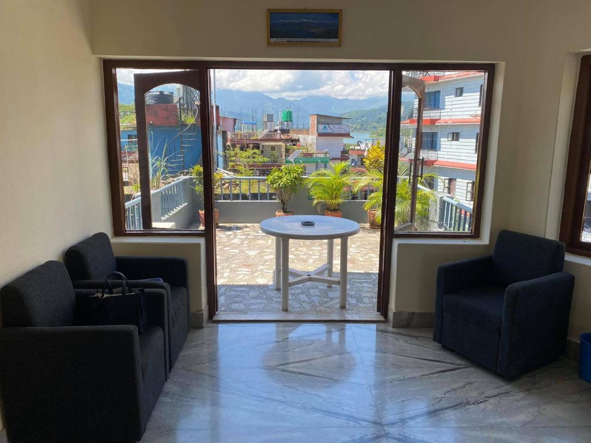 Hotel Blue Magnet Pokhara Ngoại thất bức ảnh