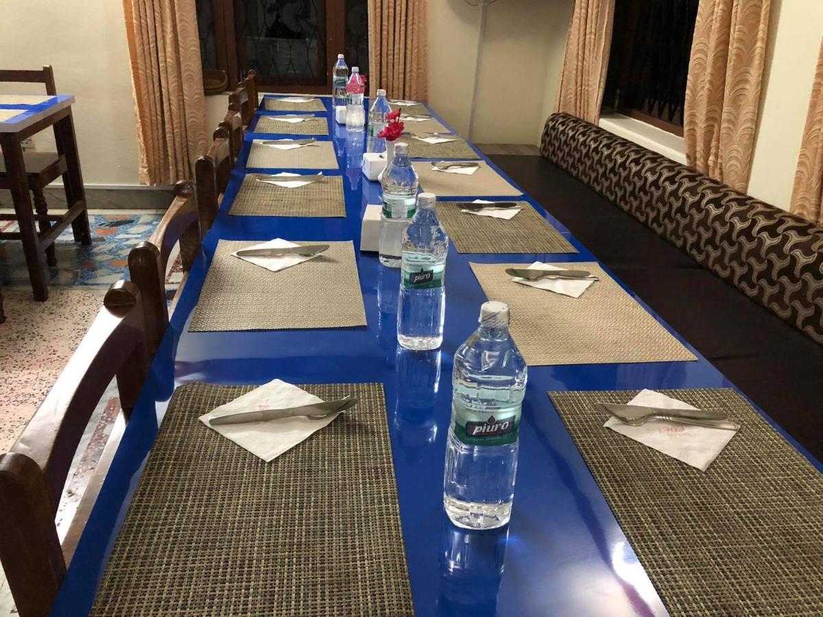 Hotel Blue Magnet Pokhara Ngoại thất bức ảnh