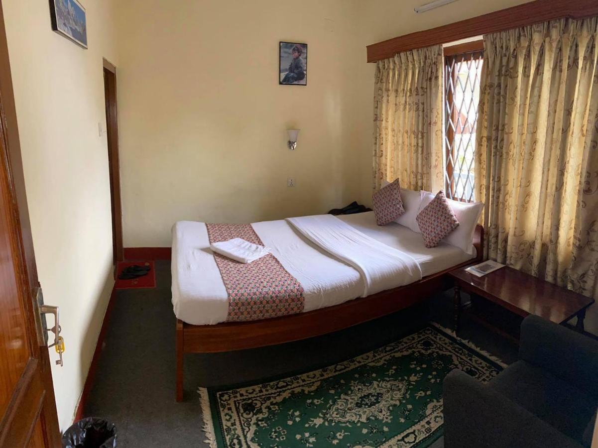 Hotel Blue Magnet Pokhara Ngoại thất bức ảnh
