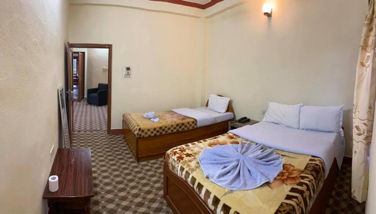 Hotel Blue Magnet Pokhara Ngoại thất bức ảnh
